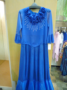 カラオケ青ドレス